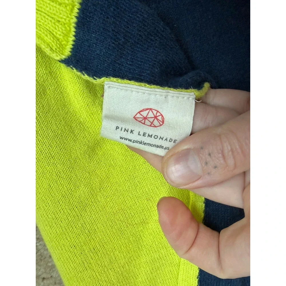 Pink Lemonade Smiley Travel Throw Blanket 40